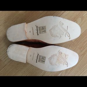 Free People Shoes - Free People Faux Fur Mules Free People Shoes - Free People Faux Fur Mules